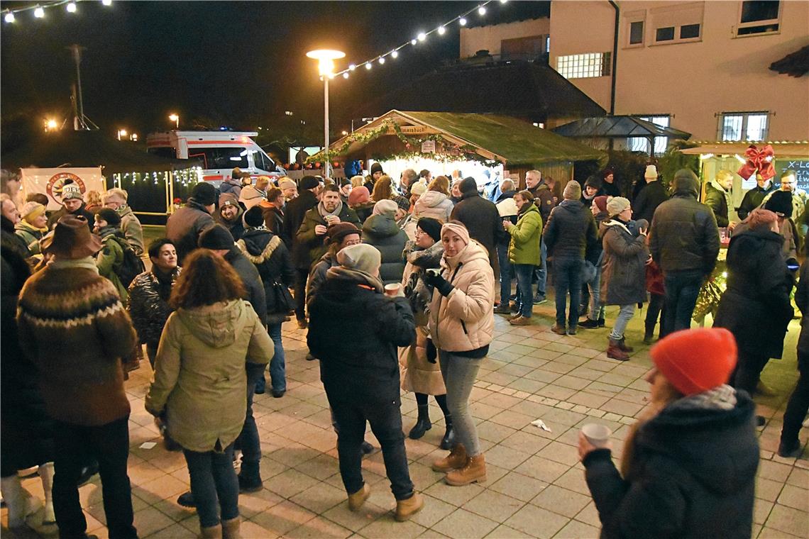 Weihnachtsmarkt in Allmersbach im Tal.