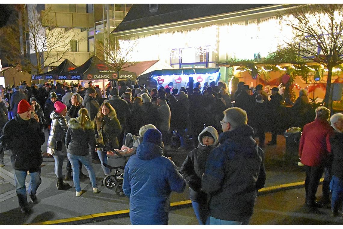 Weihnachtsmarkt in Auenwald.