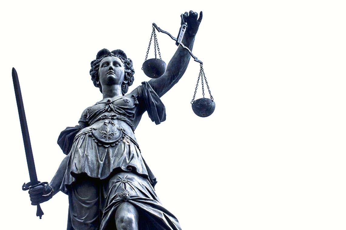 Freundin getötet: Zehn Jahre Haft im Endersbacher Fall Weil er seine Freundin getötet hat, ist jetzt ein 31-Jähriger vom Landgericht zu einer zehnjährigen Haftstrafe verurteilt worden. Symbolfoto. stock.adobe/okanakdeniz