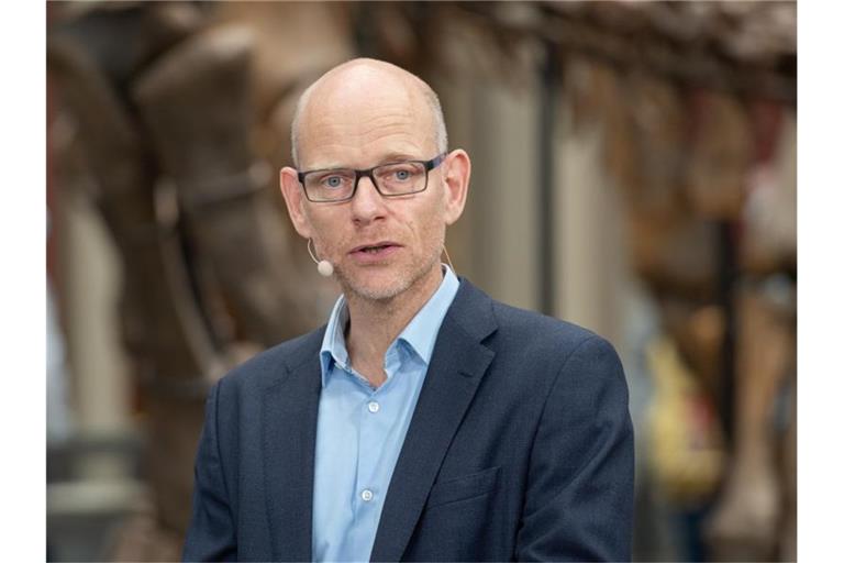 „Weil man sich nicht einigen konnte, hat sich die Ampel als Kompromiss bis jetzt gar kein neues Ziel für 2030 gesetzt“: Niklas Höhne. Foto: Paul Zinken/dpa