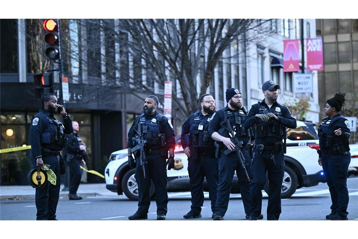 Zwei Nationalgardisten  in der Nähe des Weißen Hauses niedergeschossen