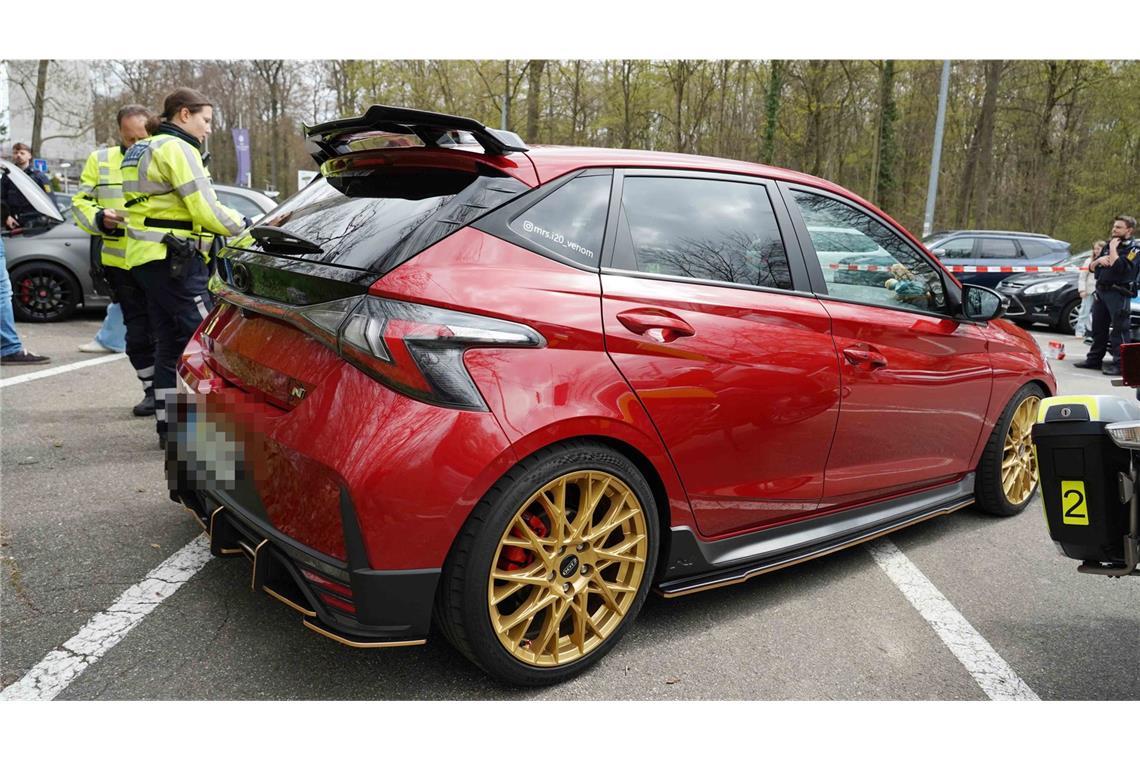 Weitere Impressionen vom Carfriday auf der Waldau in Stuttgart.