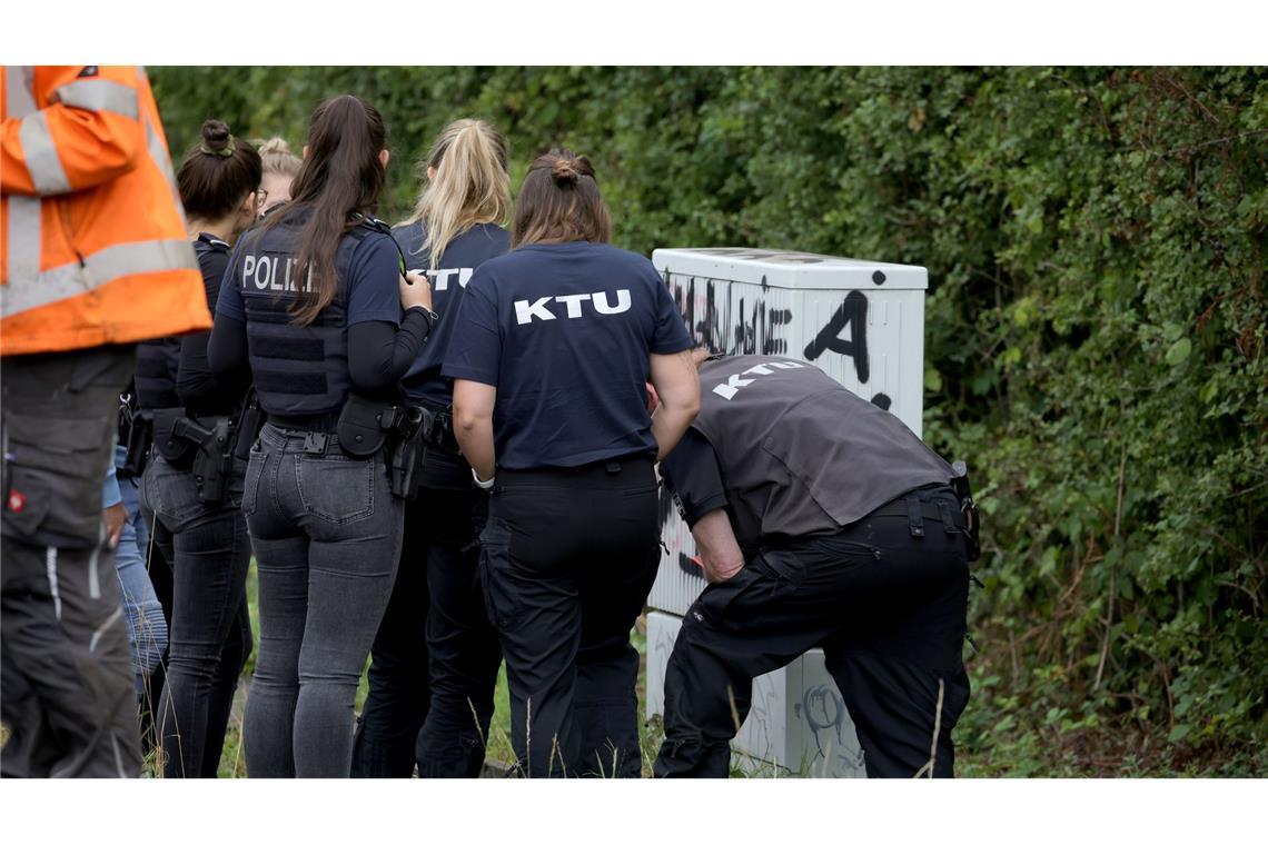 Anschlag auf Bahnstrecke linksextremistisch motiviert? Weiterer Brandanschlag auf Bahnstrecke in Düsseldorf.