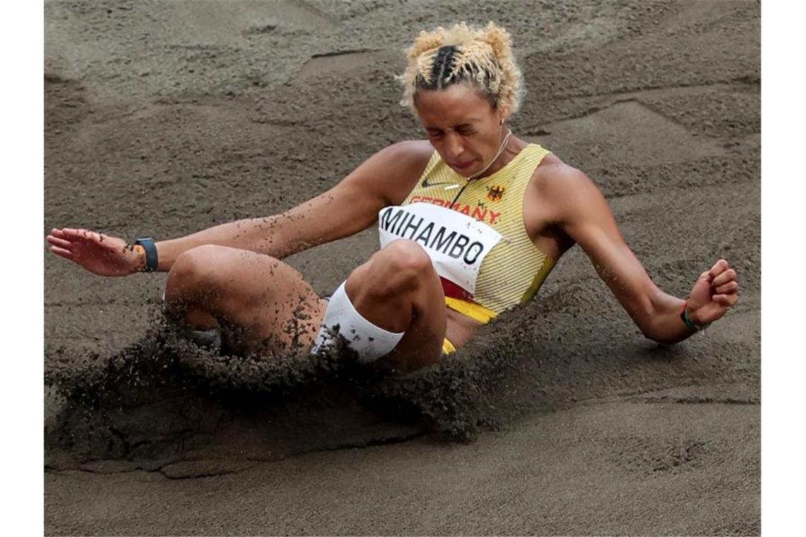 Das war die Olympia-Nacht Weitspringerin Malaika Mihambo ist locker ins Finale eingezogen. Foto: Jan Woitas/dpa-Zentralbild/dpa