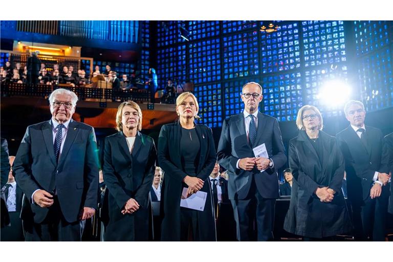 Weltkriegsgedenken beginnt mit ökumenischem Gottesdienst.
