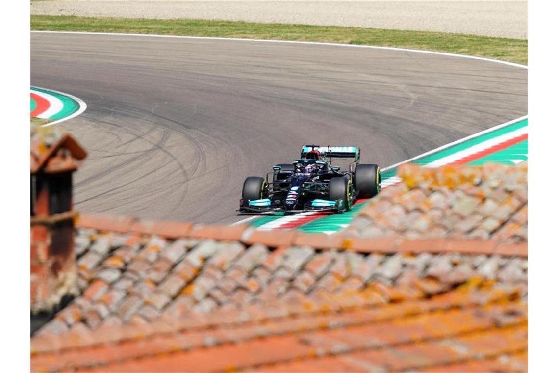 Mercedes-Duo jagt Imola-Pole - Vettel erkennt Fortschritte