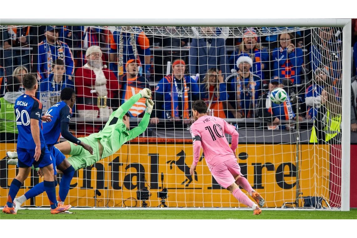 Weltmeister Lionel Messi trifft zur Führung für Inter Miami.