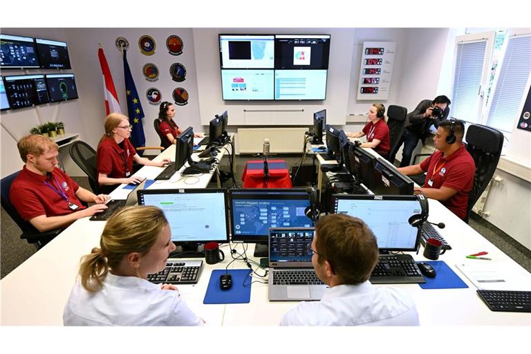 Weltweit simulieren zwei Wochen lang 17 Teams einige Bedingungen einer Mars- und Mondmission. Das Projekt wird in Wien vom Österreichischen Weltraum Forum koordiniert.