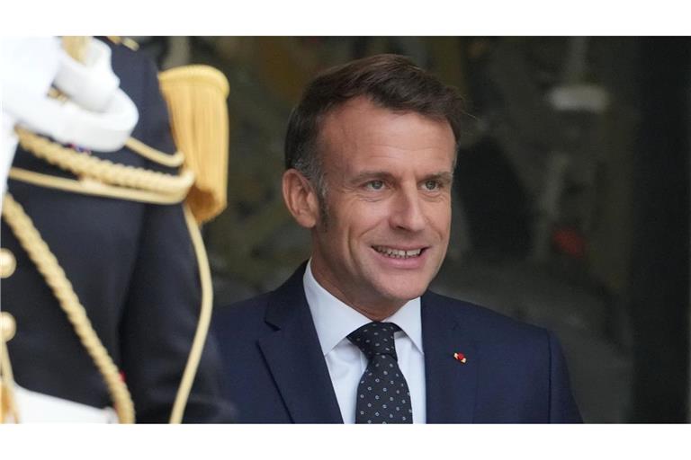 Wen ernennt Macron zu Frankreichs neuem Premier?