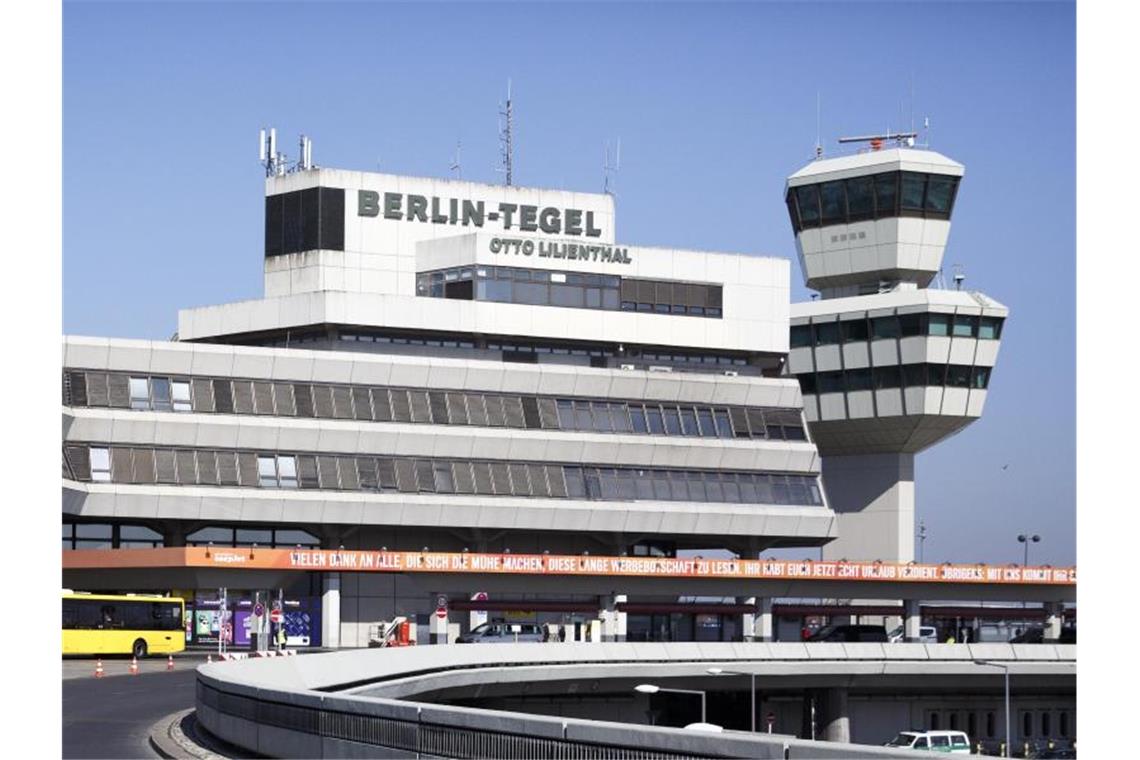 Wenig Betrieb herrscht am „Otto Lilienthal“ Flughafen in Tegel. Foto: Carsten Koall/dpa