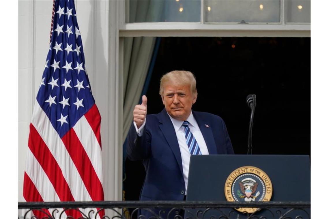 Donald Trump nimmt Wahlkampfauftritte wieder auf Wenige Tage nach seiner Infektion mit dem Corona-Virus will Donald Trump den Wahlkampf wieder aufnehmen. Foto: Alex Brandon/AP/dpa