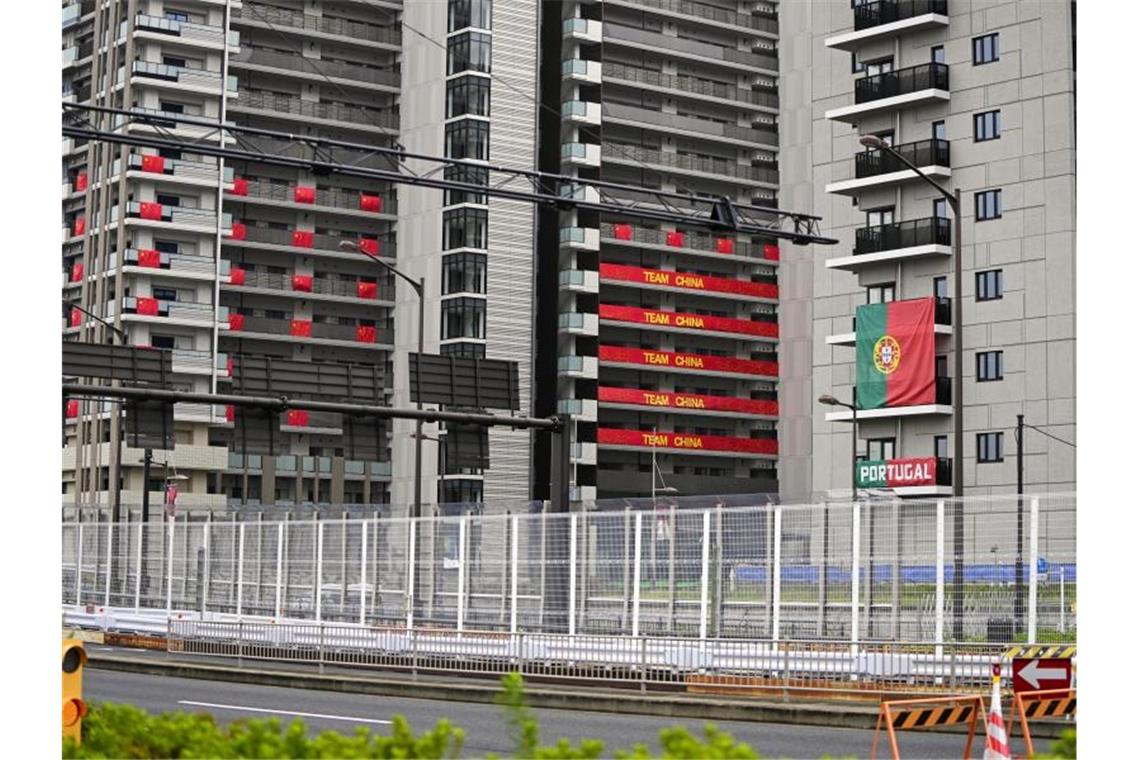 Wenige Tage vor der Eröffnung der Paralympics in Tokio hat es den ersten Corona-Fall im Athletendorf gegeben. Foto: -/kyodo/dpa