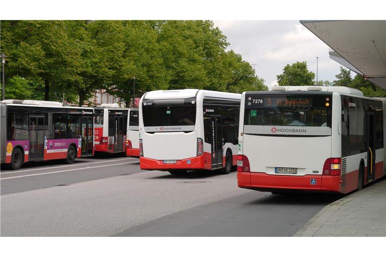 Weniger Fahrgäste in Bussen und Bahnen als vor Corona. (Archivbild)