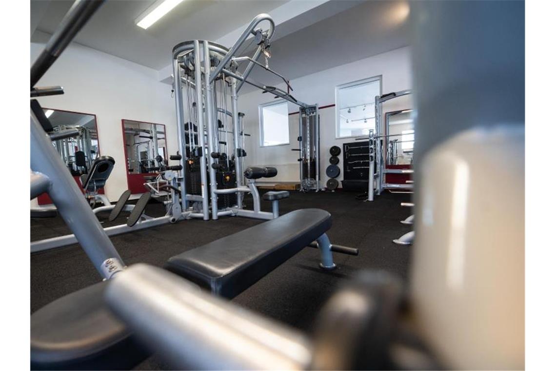 Schwere Zeiten für Fitnessstudios Weniger Mitglieder, viele Unsicherheiten: die Corona-Krise macht es Fitnessstios in Deutschland schwer. Foto: Sebastian Gollnow/dpa