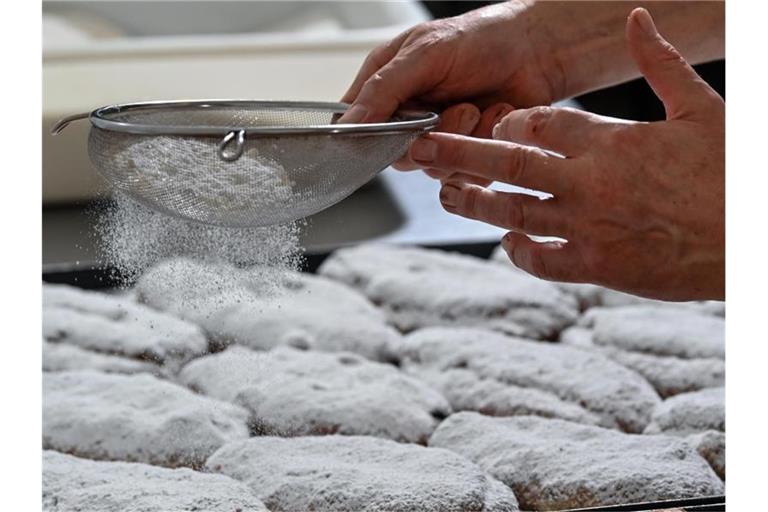 Wenn es um Weihnachtsnaschereien geht, haben die Erwachsenen in Deutschland eindeutige Favoriten und Abneigungen. Foto: Hendrik Schmidt/dpa-Zentralbild/dpa