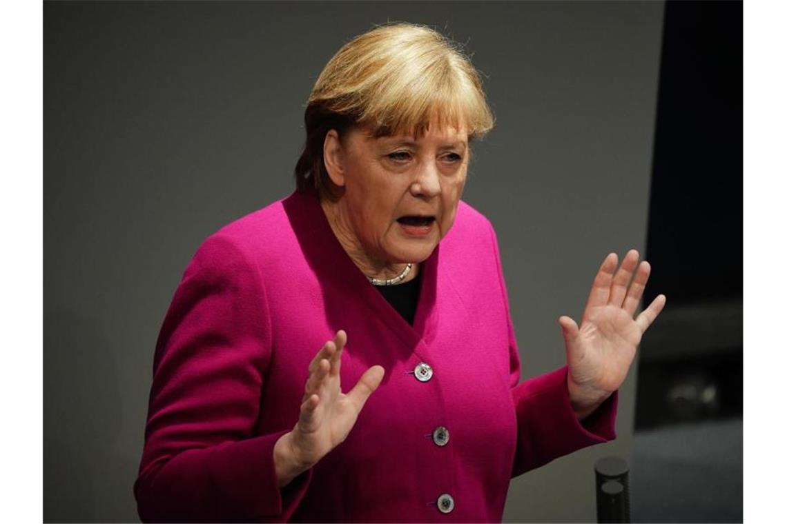 Merkel mahnt Verbesserungen bei Pandemie-Bekämpfung an „Wenn wir uns ausruhen auf dem, was wir haben, reicht es nicht“: Bundeskanzlerin Angela Merkel. Foto: Michael Kappeler/dpa