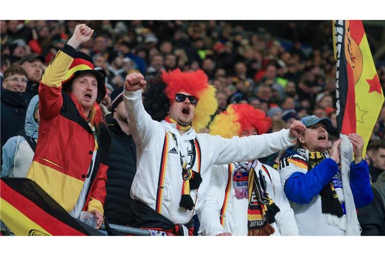 Wer bei der WM im Stadion dabei sein will, muss viel Geld bezahlen. (Archivbild)
