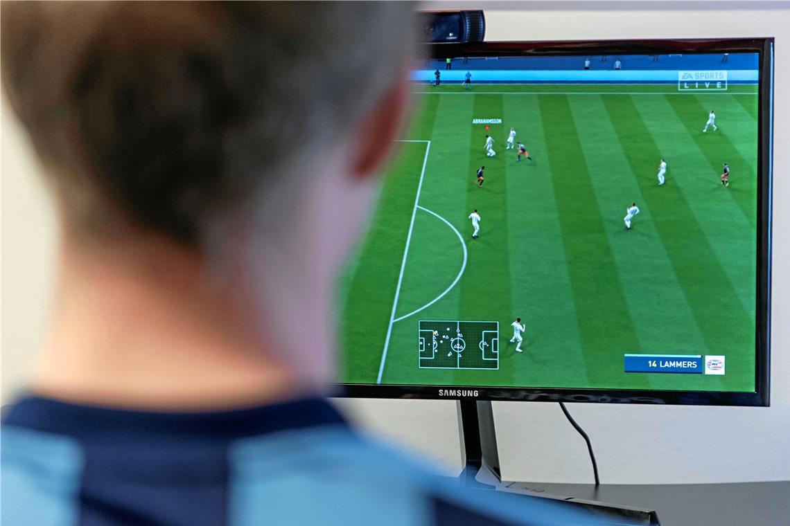 Anmeldeschluss für BKZ-FIFA-Cup: Montag um 12 Uhr Wer beim BKZ-FIFA-Cup mitmachen möchte, sollte sich schnell anmelden. Foto: Imago