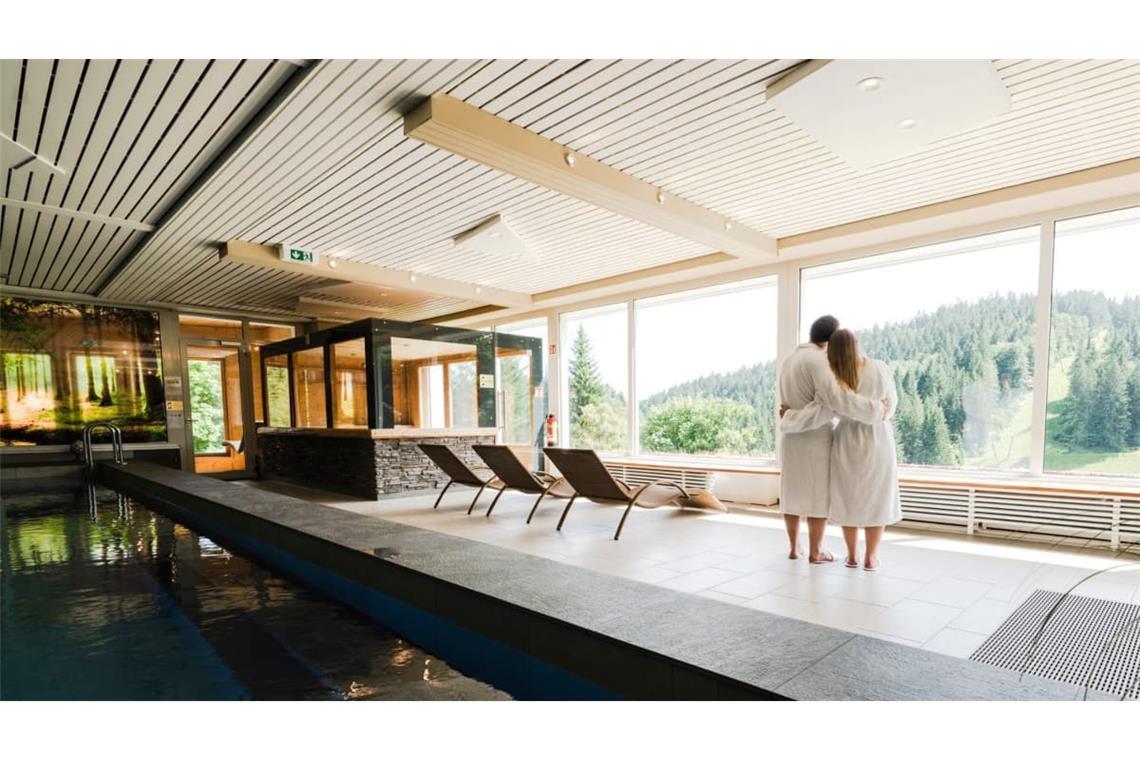Wer ein besonderes Wellness-Hotel sucht, wird ziemlich sicher im Schwarzwald fündig. Dort gibt es viele besondere und traditionsreiche Häuser.