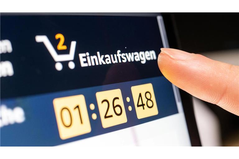 Wer im Internet Verträge abschließt, soll diese künftig einfacher wieder stornieren können.