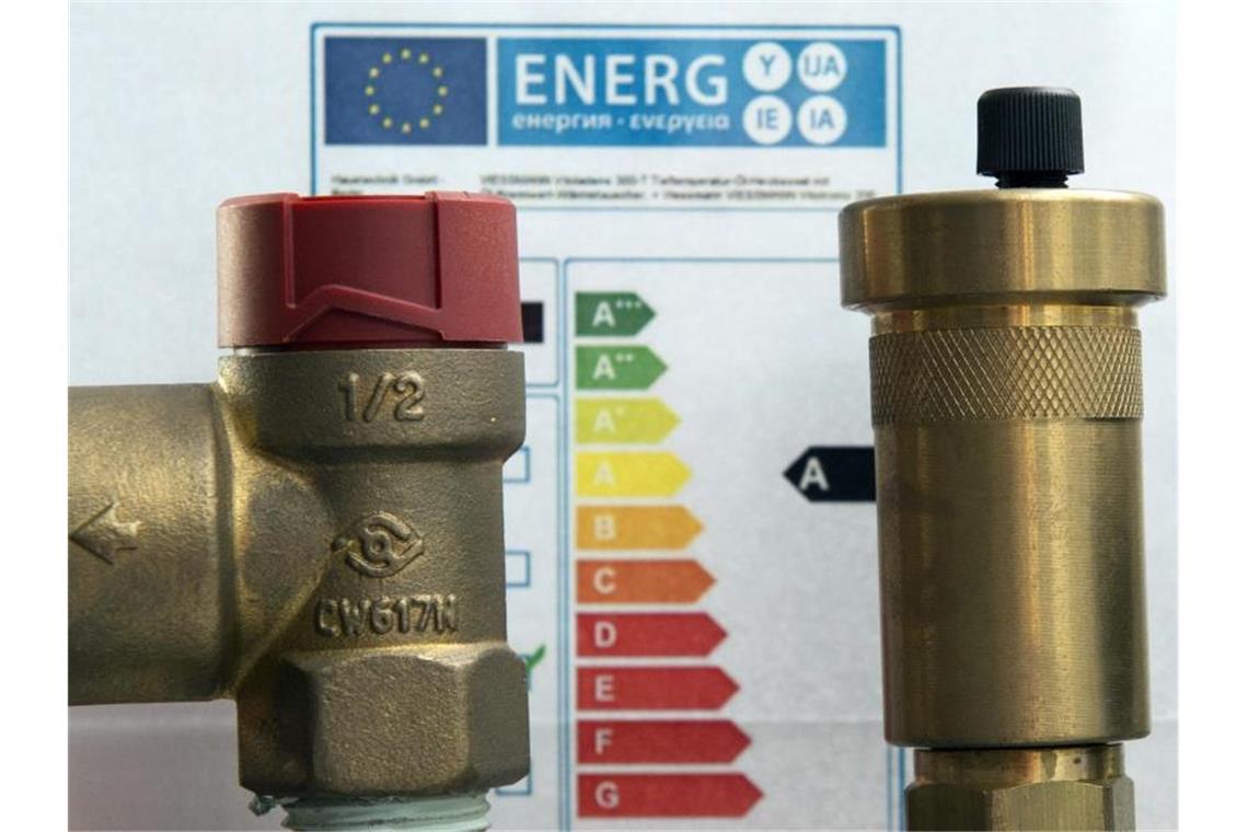 Union will CO2-Handel und Steuerbonus für Klimaschutz daheim Wer in klimafreundliche Maßnahmen investiert, soll nach Plänen der Union steuerliche Vorteile haben. Foto: Soeren Stache
