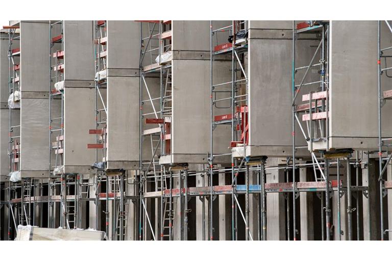 Wer in München eine Eigentumswohnung kaufen will, blutet finanziell auch als Besserverdiener. Im deutschlandweiten Schnitt jedoch ist der Kauf einer Wohnung laut Interhyp bezahlbarer geworden. (Symbolbild)