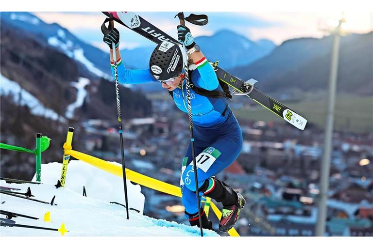 Wer ist am schnellsten oben? Skibergsteigen ist anstrengend – jetzt auch bei den Olympischen Spielen in Italien.