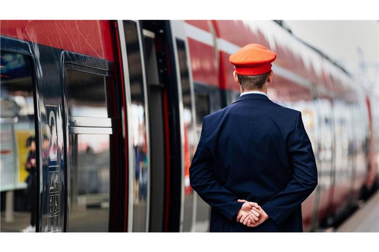 Wer ohne Ticket erwischt und verurteilt wird, erhält meist eine Geldstrafe. (Symbolbild)