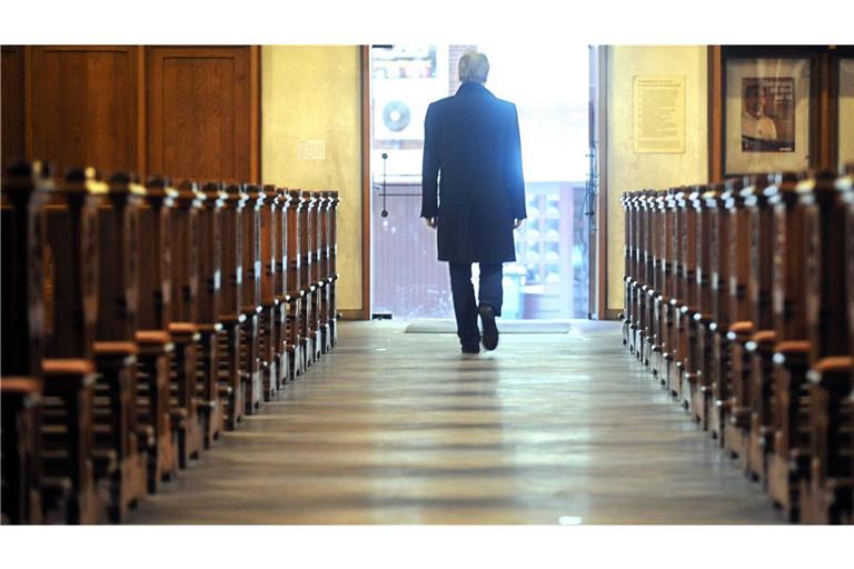 Wer verlässt als Letzter das sinkende Kirchenschiff?