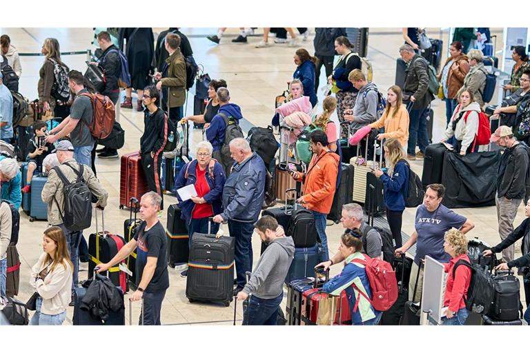 Wer von Berlin aus in den Urlaub fliegen will, braucht zurzeit vor allem eines: Geduld.
