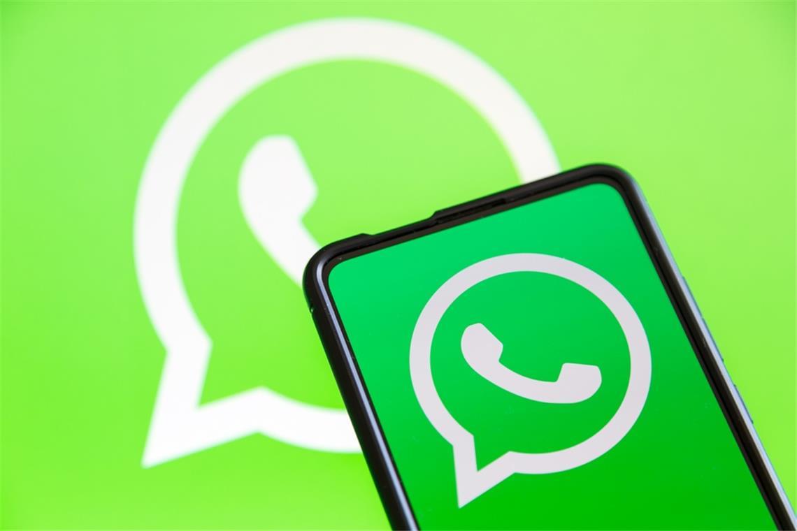 WhatsApp kostenpflichtig? - Das steckt hinter den neuen Abo-Funktionen WhatsApp führt kostenpflichtige Kanal-Abos und Werbung im „Aktuelles“-Tab ein. Was das für Nutzer bedeutet und wer wirklich zahlen muss.