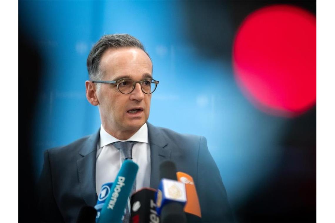 „Wichtig ist, dass wir nicht bei einem Flickenteppich aus 27 Corona-Apps und 27 Datenschutzregimen landen, sondern möglichst abgestimmt vorgehen“, sagt Heiko Maas. Foto: Bernd von Jutrczenka/dpa