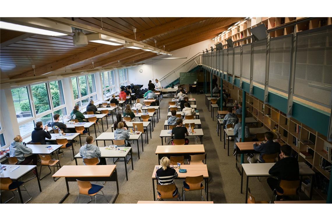 Abitur-Marathon beginnt für 46.000 Schüler – diesmal nicht mit Deutsch