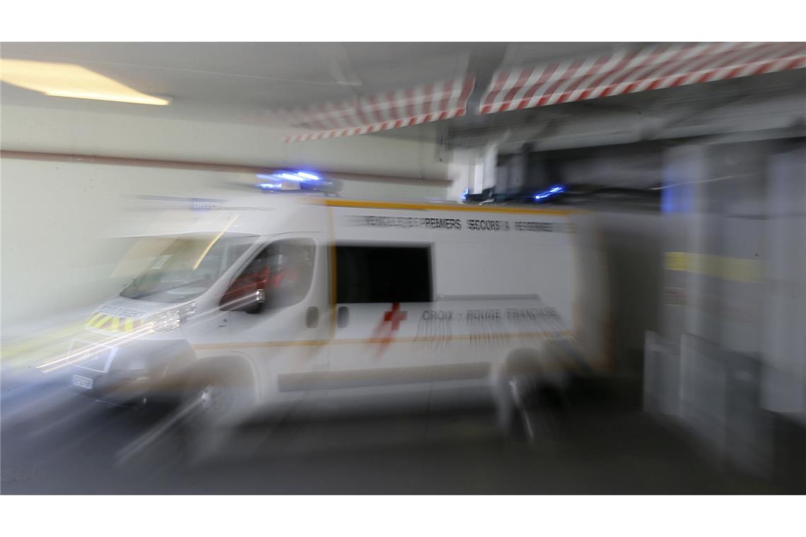 Wie der Bürgermeister der Gemeinde Saint-Pierre-d’Oléron  Thibault Brechkoff sagte, hätte der Autofahrer die Unfälle absichtlich verursacht. (Symbolbild)