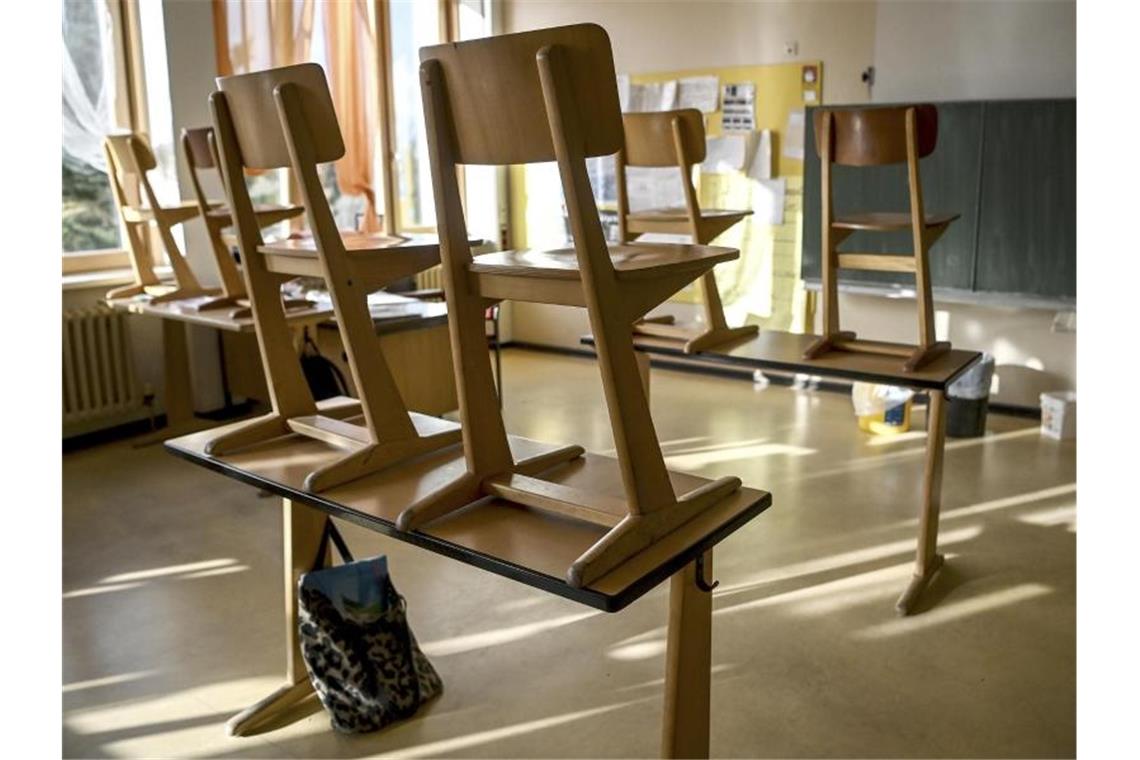 Wenig Hoffnung auf vollen Präsenzunterricht im neuen Jahr Wie die Schulen nach dem 10. Januar ins neue Jahr starten, ist bisher weitgehend offen. Foto: Britta Pedersen/dpa-Zentralbild/dpa