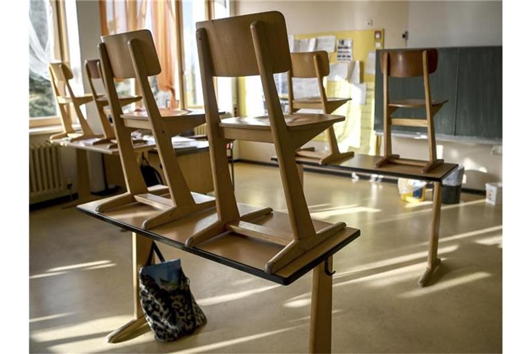 Wie die Schulen nach dem 10. Januar ins neue Jahr starten, ist bisher weitgehend offen. Foto: Britta Pedersen/dpa-Zentralbild/dpa