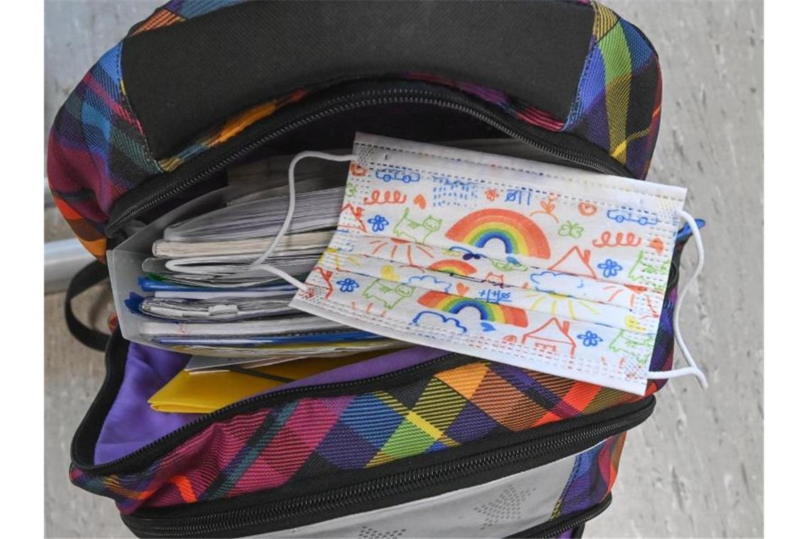 Kinderschützer befürchten: Kinder erneut Corona-Verlierer Wie es nach den Sommerferien für Schülerinnen und Schüler weitergeht, ist unklar. Foto: Patrick Pleul/dpa-Zentralbild/ZB