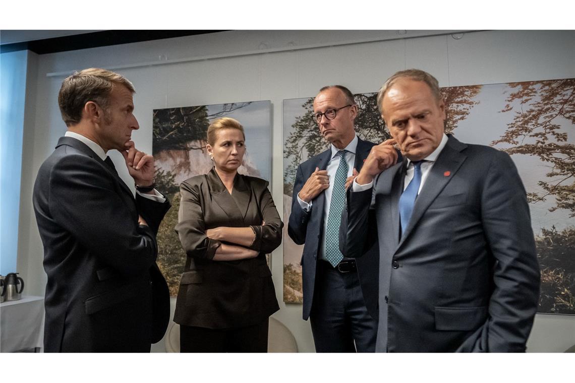 Trotz Kritik: Merz drückt bei russischem Vermögen aufs Tempo Wie geht es weiter mit der Unterstützung für die Ukraine? Für Kanzler Merz und die anderen Staats- und Regierungschefs der EU-Länder ist das kein leichtes Thema.