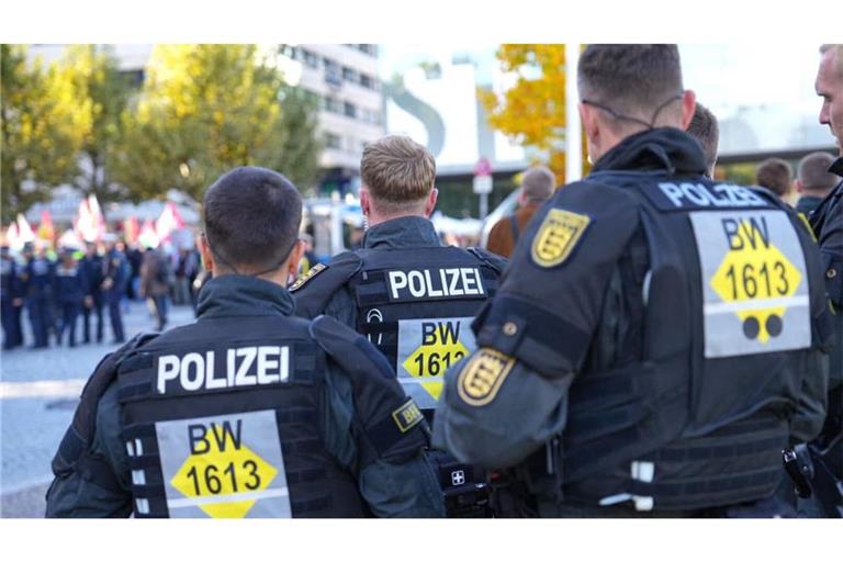 Wie sich die Polizei konkret aufstellt, gibt sie vor derartigen Veranstaltungen nie im Detail bekannt. (Archivbild)