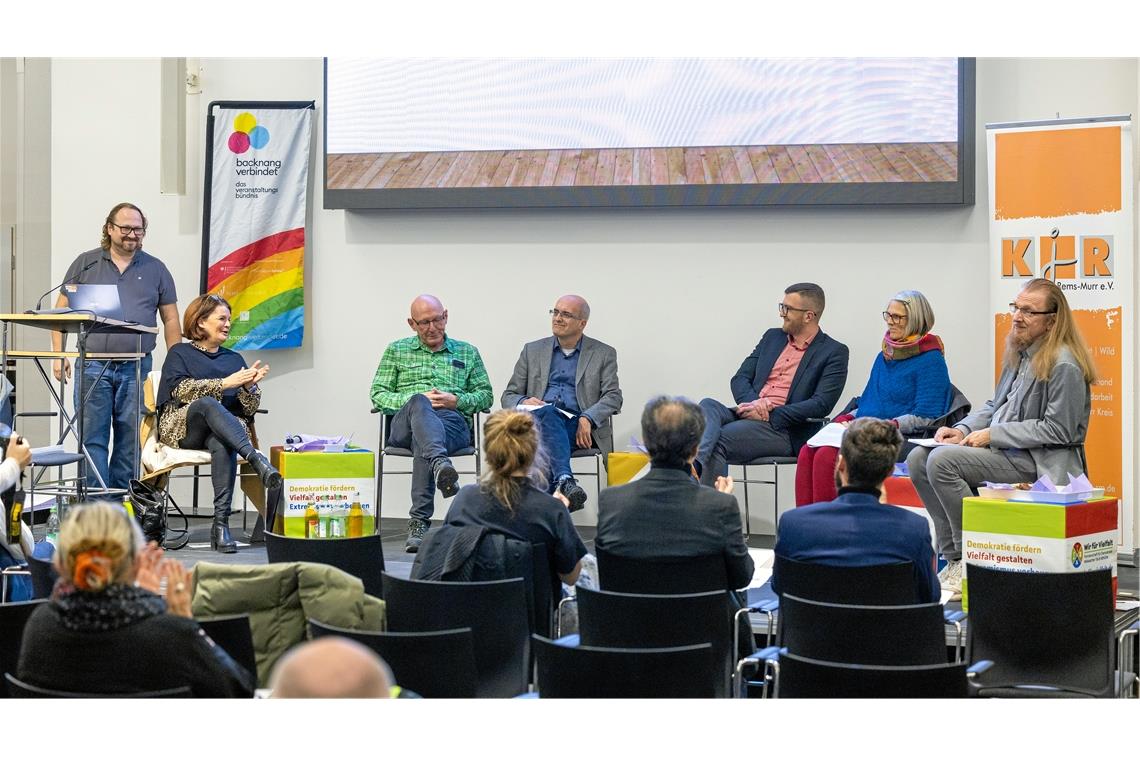 Das Thema Klimaneutralität bewegt die Backnanger sehr Wie sieht’s mit dem Radwegenetz in Backnang aus? Eines von zahlreichen Themen bei der Podiumsdiskussion. Foto: Alexander Becher