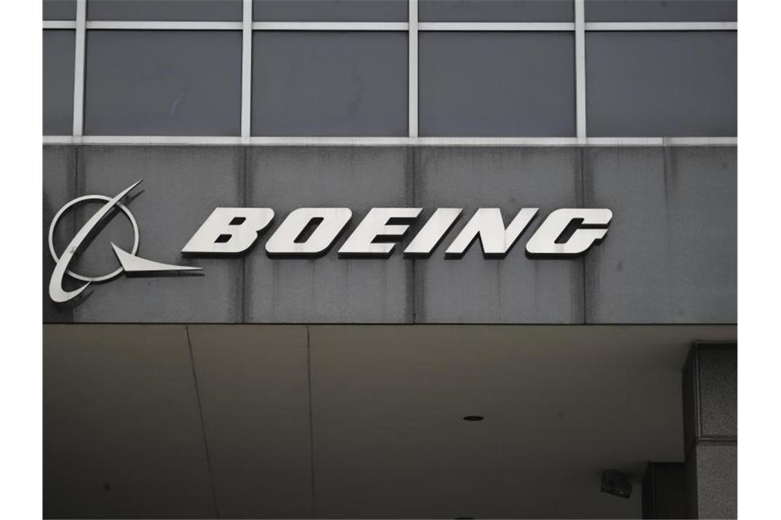 Airline zieht zwei Boeing-Jets wegen Rissen aus dem Verkehr