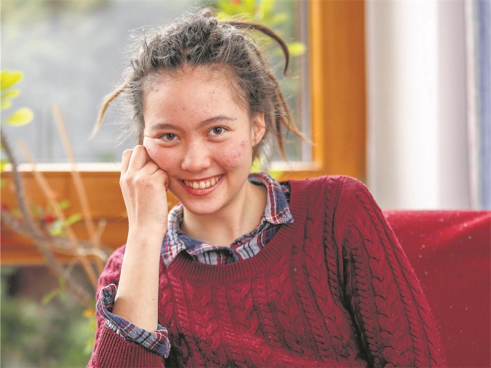 „Manchmal hatte ich auch ein bisschen Angst“ Wieder zu Hause und wohlbehalten bei ihrer Familie: Astrid aus Backnang. Foto: A. Becher
