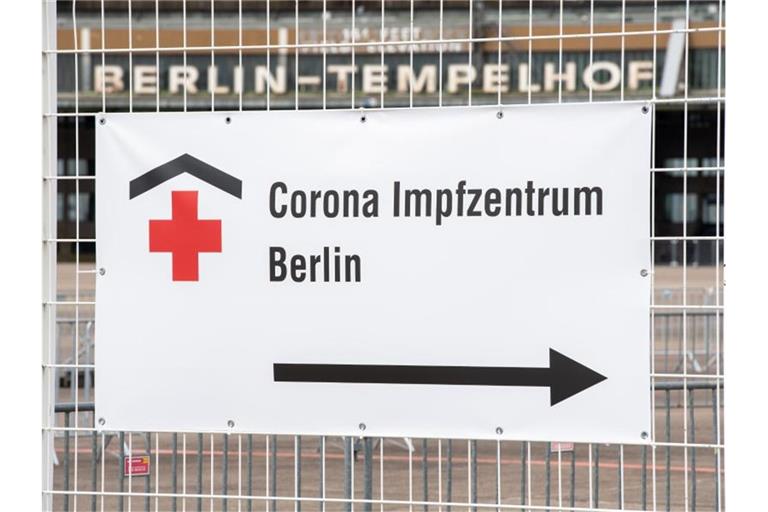 Wieviele Antikörper braucht man, um gut geschützt zu sein? Es gibt bisher keinen definierten Schwellenwert, der aussagen könnte, ob jemand immun oder vor einem schweren Verlauf geschützt ist. Foto: Christophe Gateau/dpa