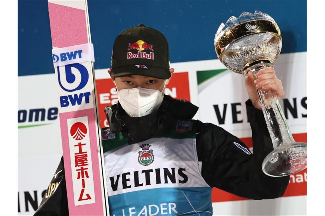 Will auch in Innsbruck zum Sieg springen: Ryoyu Kobayashi. Foto: Daniel Karmann/dpa