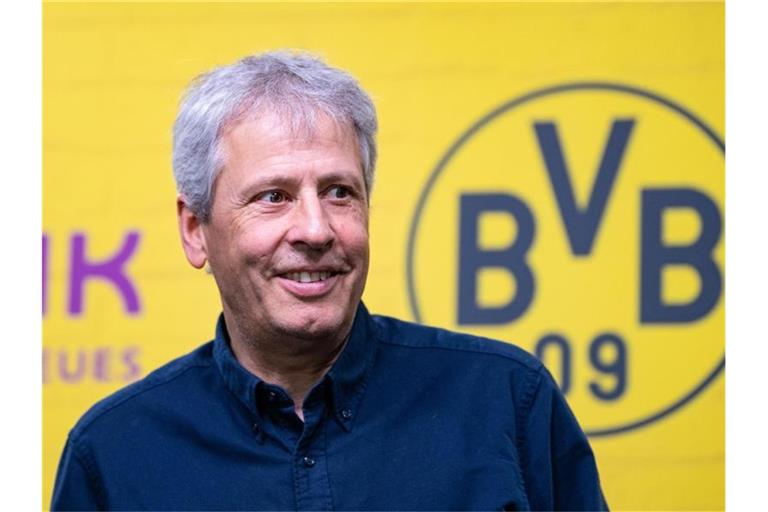Will dem FC Bayern die Meisterschale noch wegschnappen: BVB-Coach Lucien Favre. Foto: Guido Kirchner