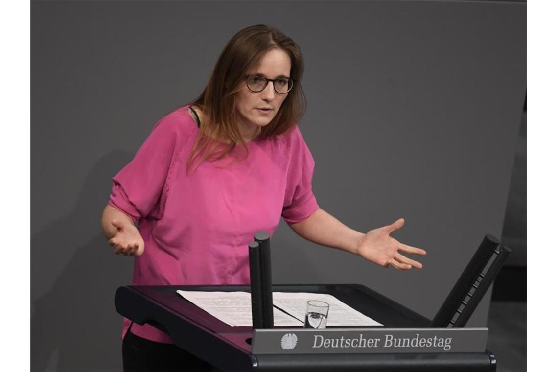 Grüne hoffen auf Klima-Neustart mit Biden-Regierung Will den „Klima-Schwung“ aus Washington auch in den Bundestag tragen: Grünen-Politikerin Lisa Badum. Foto: Jörg Carstensen/dpa