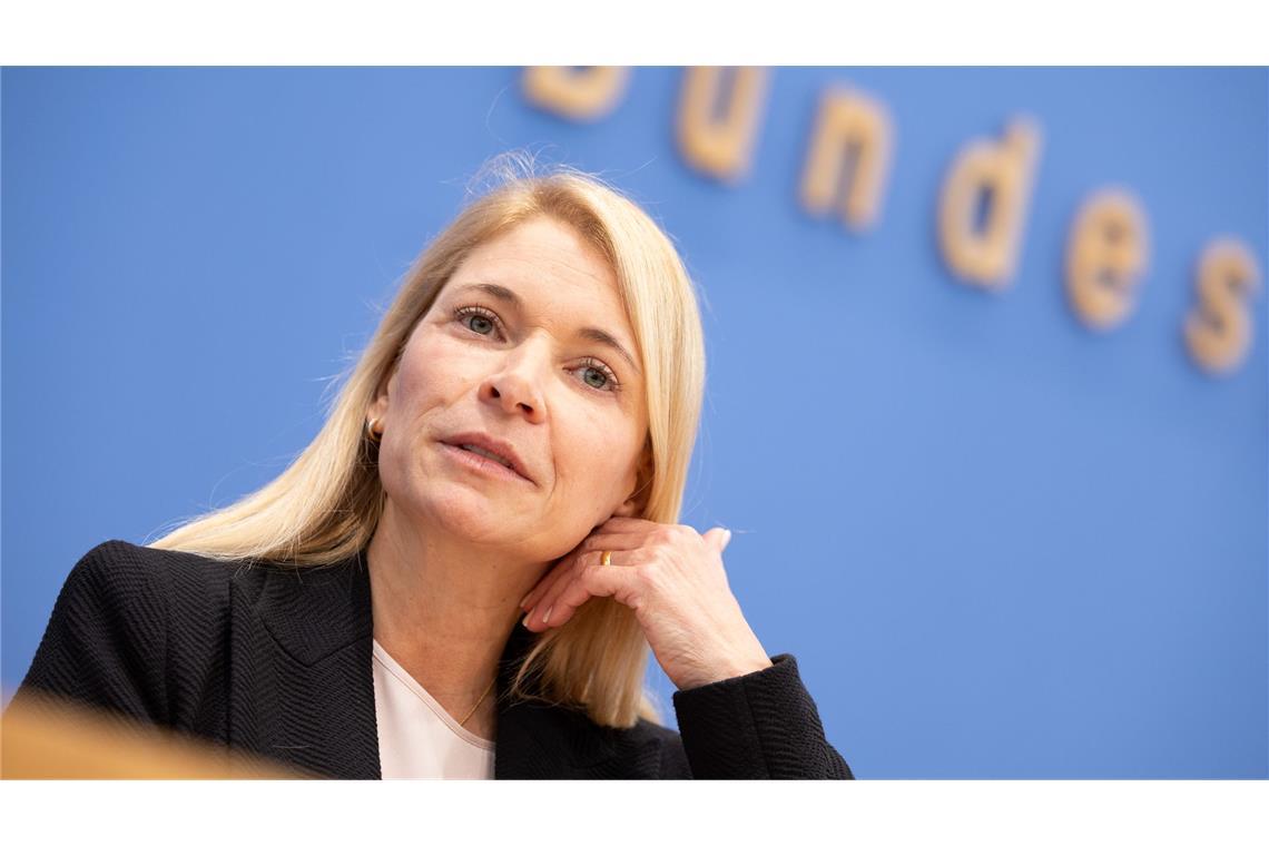 Will den Konzern vom Kopf auf die Füße stellen: Die neue Bahnchefin Evelyn Palla. (Archivbild)