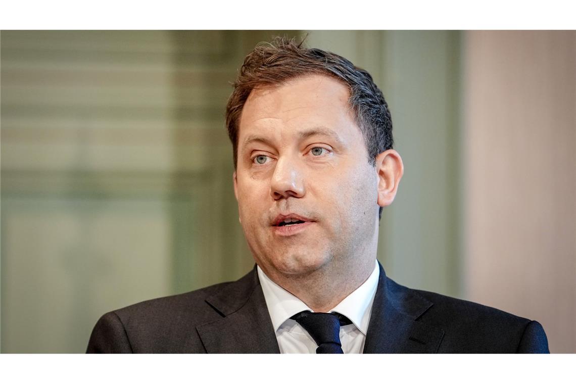 Cum-Cum: Finanzministerium sieht Schaden von 7,5 Milliarden Will härter gegen Steuerbetrug vorgehen: Finanzminister Lars Klingbeil (SPD)