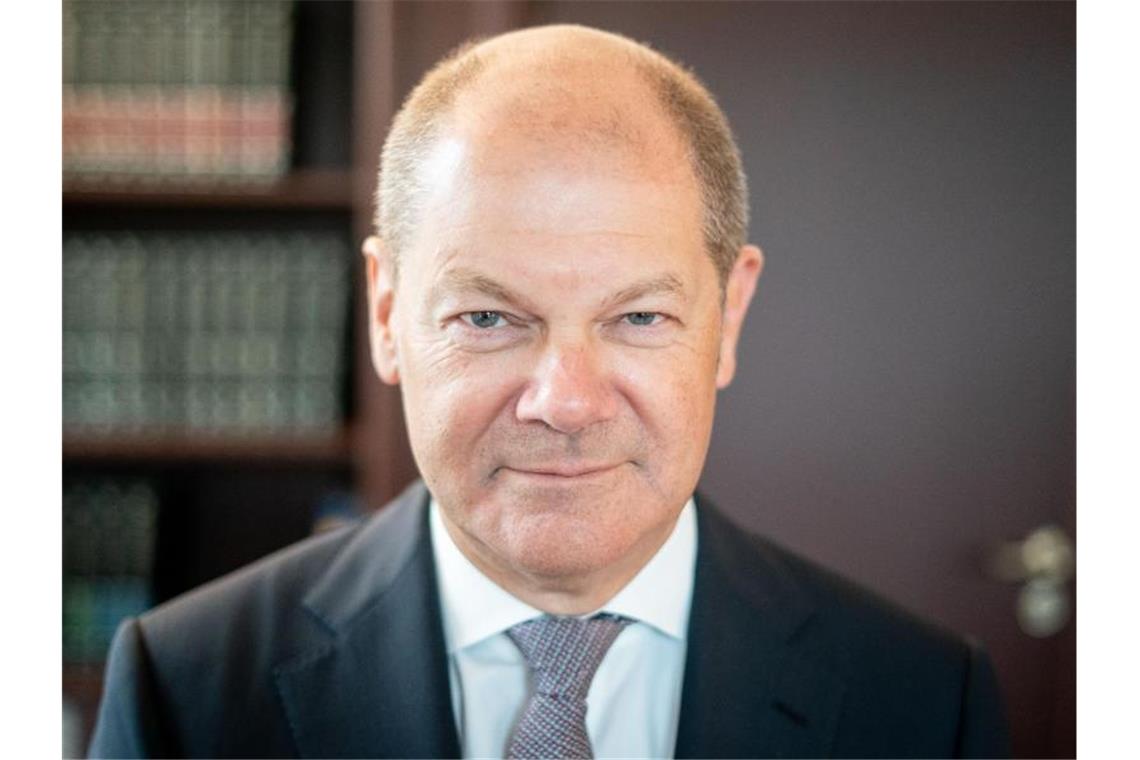 Will hochverschuldeten Kommunen mit Bundesgeld helfen: Finanzminister Scholz. Foto: Kay Nietfeld/dpa