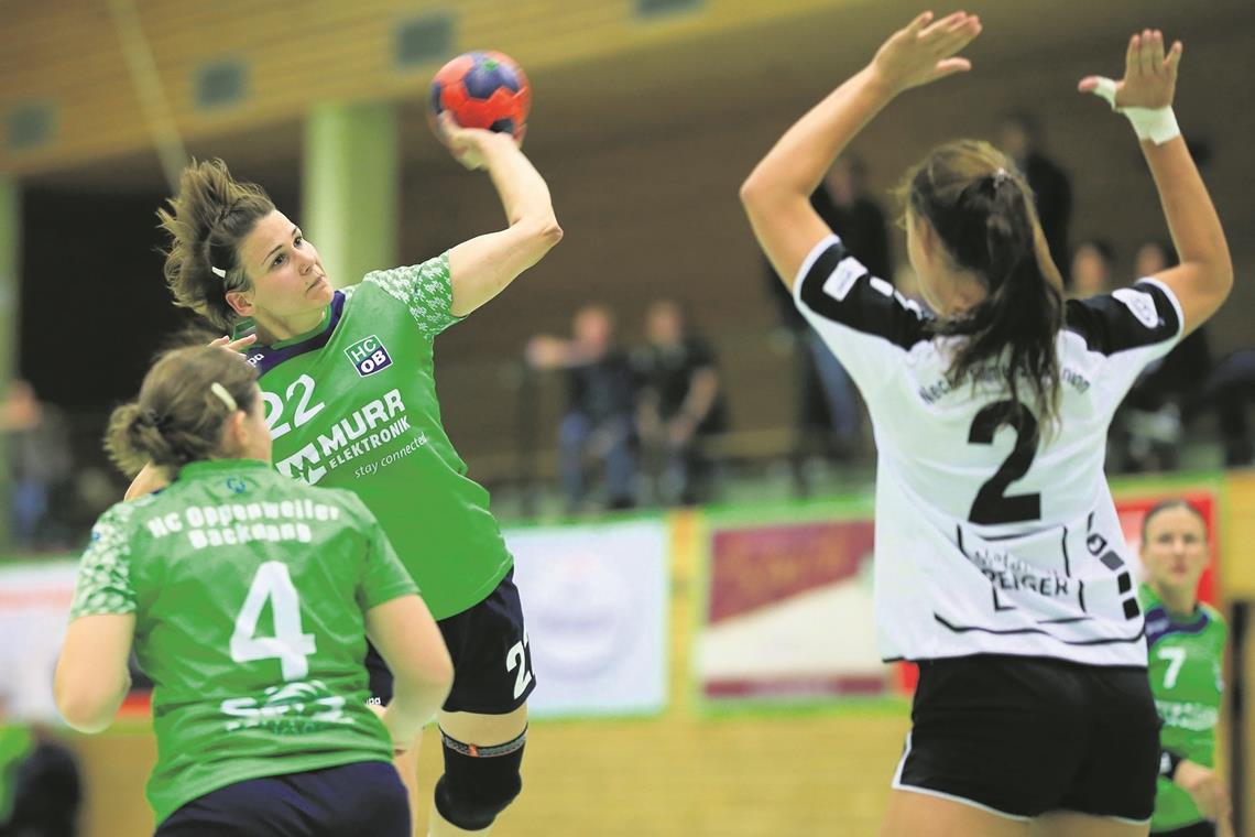 Mit Zuversicht ins Auftaktspiel Will mit dem HCOB mit einem Sieg starten: Spielertrainerin Judit Lukács. Foto: A. Becher